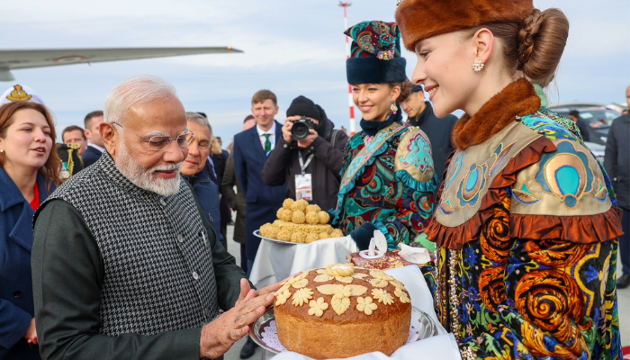 Chak Chak & Korovai: The Russian delicacies offered to PM Modi gcw