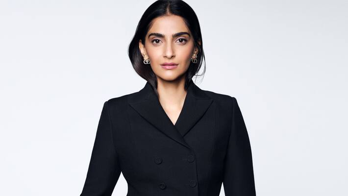 sonam kapoor the new brand ambassador of Dior