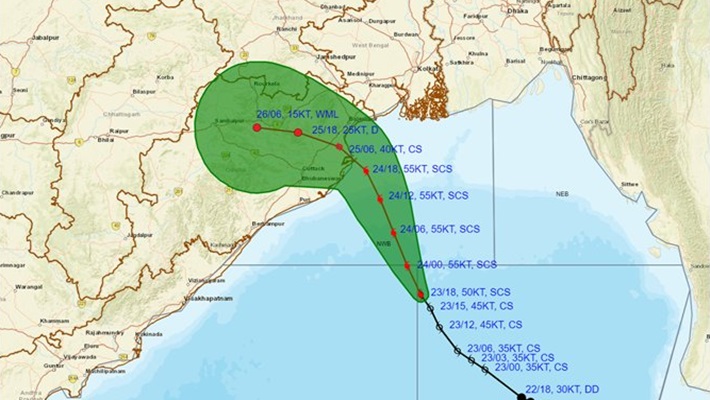 Cyclone Dana landfall likely tonight; Kolkata, Bhubaneshwar airports to suspend ops gcw