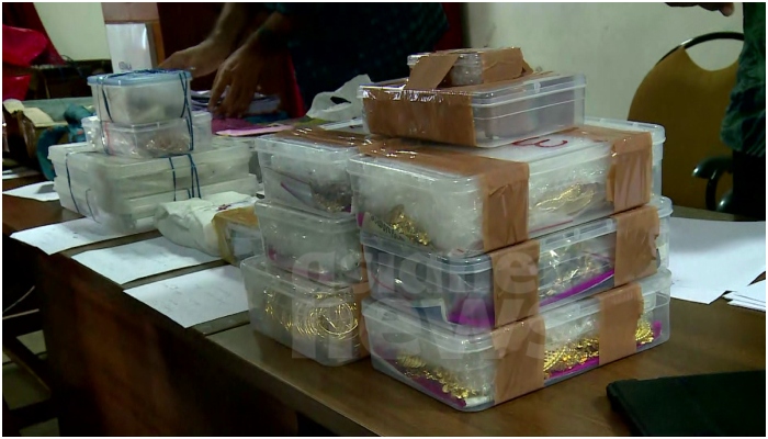 massive gst intelligence department raid in thrissur unaccounted 120 kg gold seized