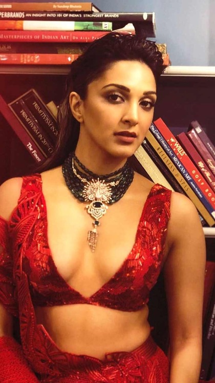 Tips and Tricks: How to wear a heavy blouse without bra