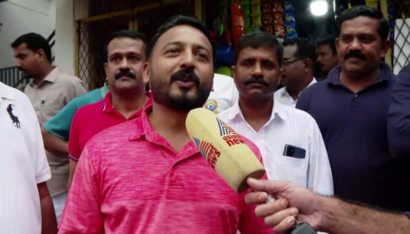 'ഇതേത് സ്ഥാനാർത്ഥിയാ? ഞാൻ വിചാരിച്ചു ബിജെപി സ്ഥാനാർത്ഥി പറഞ്ഞതാണെന്ന്': സരിനെ പരിഹസിച്ച് രാഹുൽ മാങ്കൂട്ടത്തിൽ