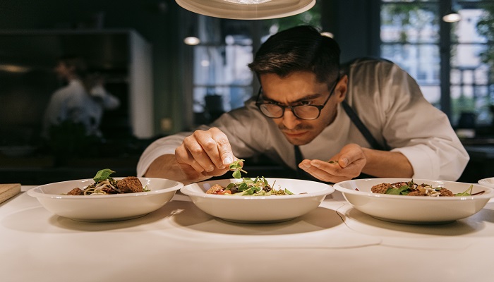 Bengaluru man's cook hires his own cook, internet goes wild with 'Ratatouille' jokes! AJR