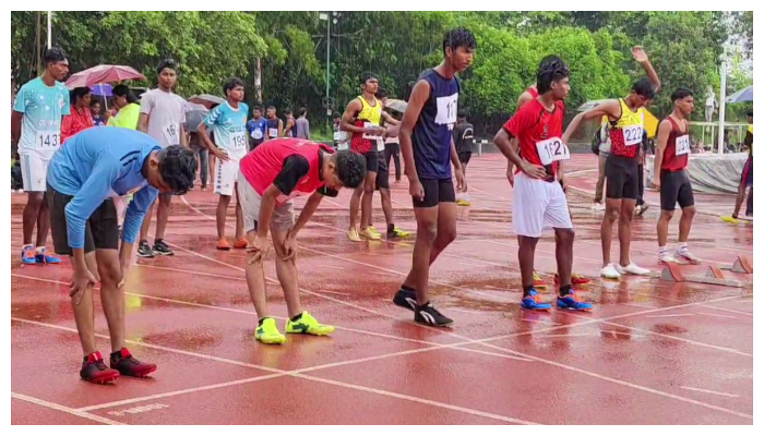 Organizers held district school sports meet in Thiruvananthapuram despite heavy rain, controversy, protest