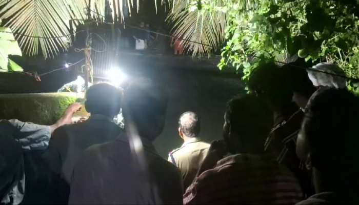  body of an elderly man who fell into the river in Ernakulam and went missing has been found