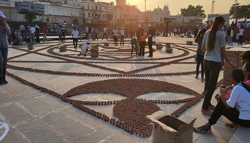 Ten new shelters, color coded for crowd management, to welcome Mahakumbh devotees at Prayagraj