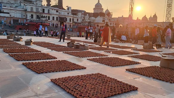 Ayodhya Deepotsav 2024 to Feature 1 Lakh 25  thousand Cow Dung Diyas mrq