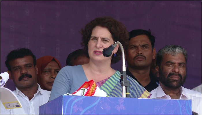 congress leader priyanka gandhi speach in wayanad meenangadi 