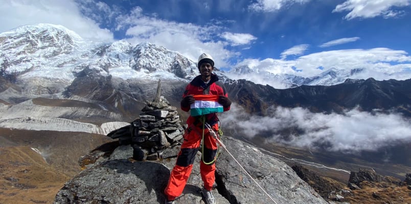 Elnath Reji NCC Cadet from St Thomas College Palai attended himalayan mountaineering camp