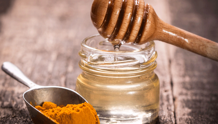 benefits of consuming honey with turmeric