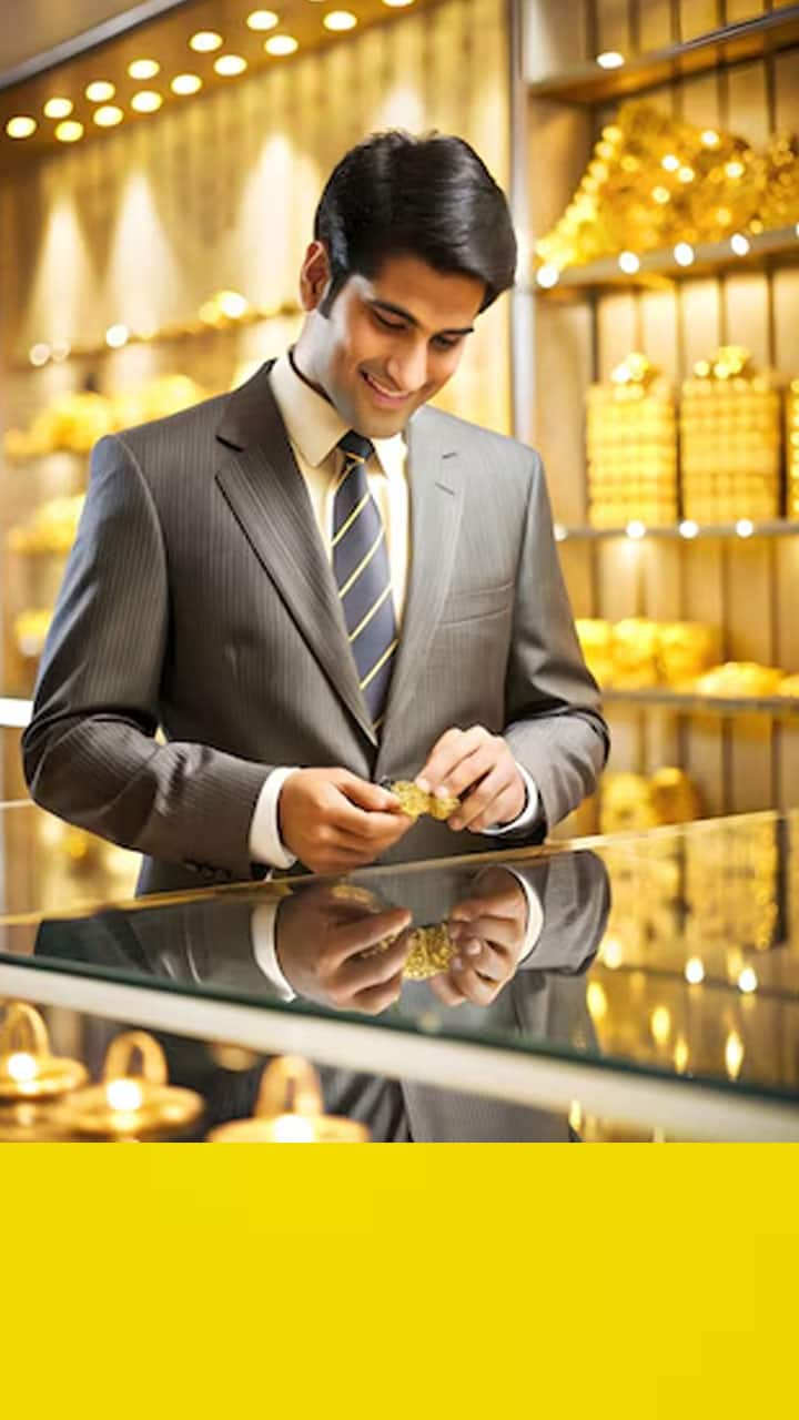 Drop in gold price: Check today's 22 and 24 carat gold rate RBA