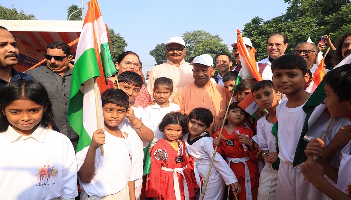 CM Yogi Flags Off Run for Unity on Sardar Patel 150th Birth Anniversary mrq