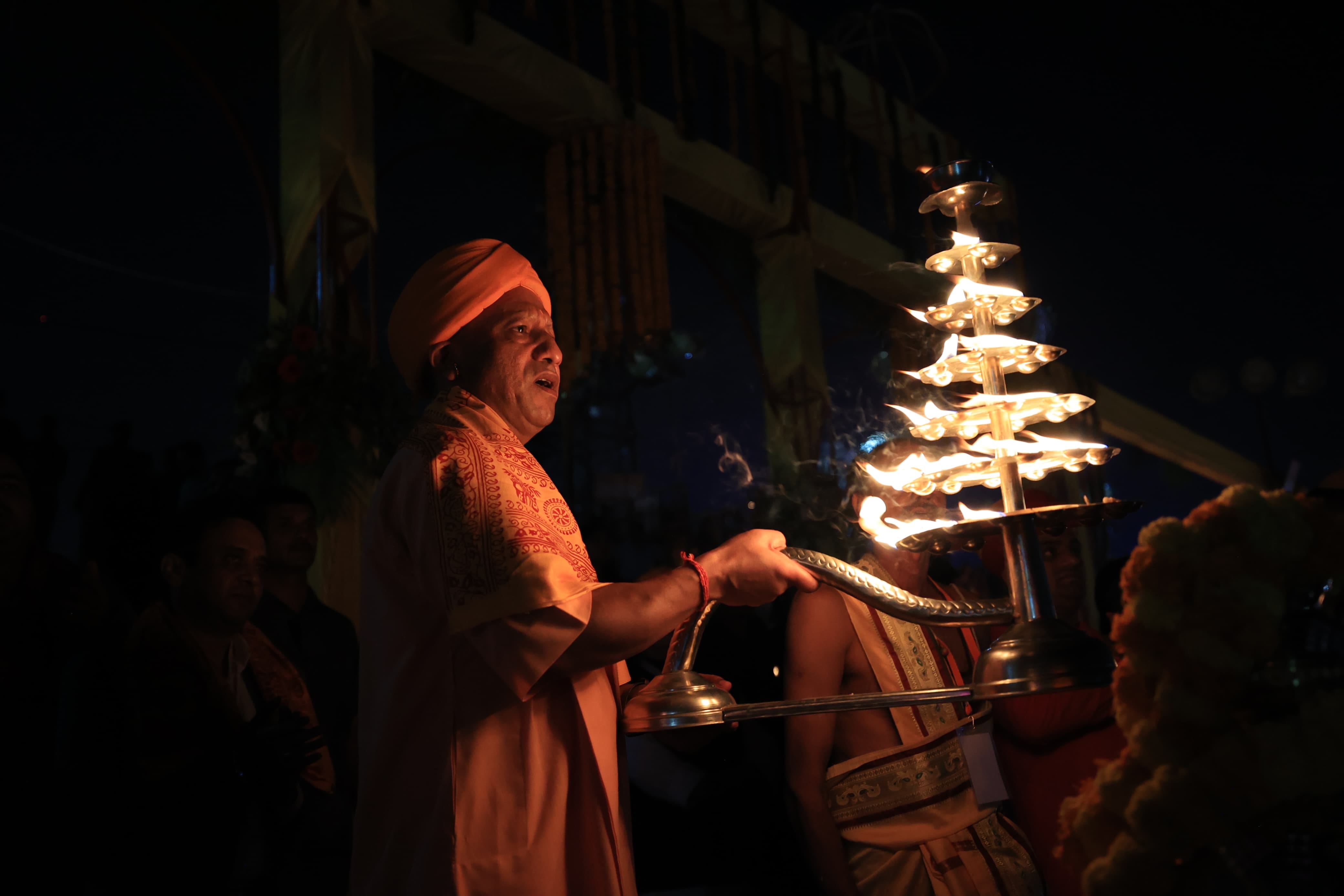 Over 1,100 Vedacharyas join CM Yogi for grand Saryu aarti at Deepotsav PHOTOS gcw