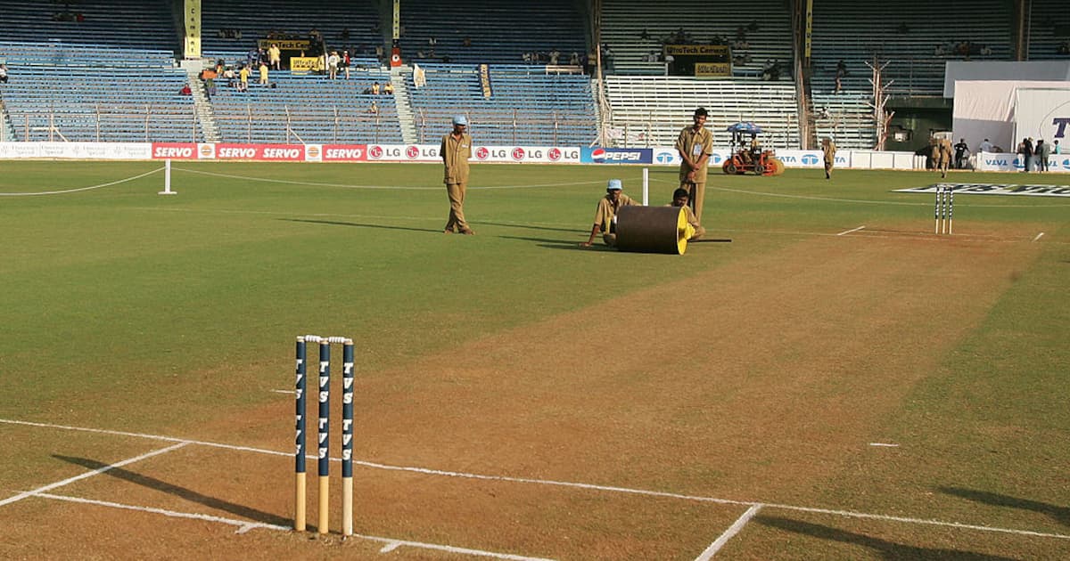 India vs New Zealand Third Test: Wankhede Stadium’s Spinner-Friendly Pitch Setup for Crucial Match