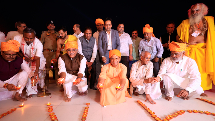 Ayodhya Deepotsav 2024 CM Yogi Adityanath Lights Diyas at Ram Mandir AKP