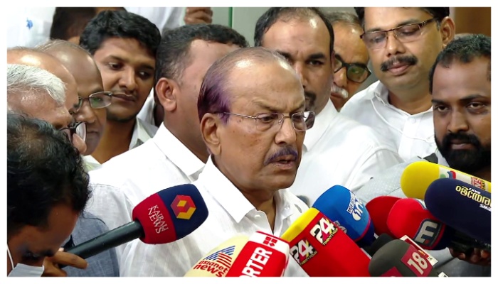 pk  kunhalikkutty says against umar faizi mukkam