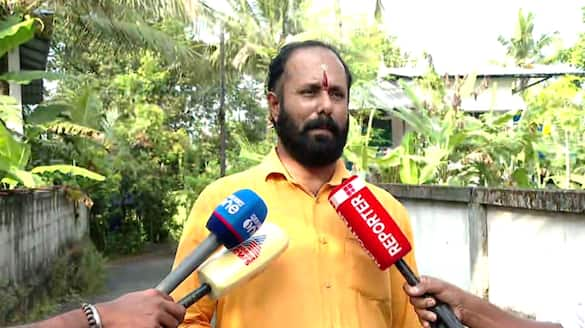 Kodakara black money Case; Police to take Tirur Satheesan's statement, directed to appear, Satheesh sought two days time