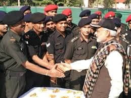 PM Narendra Modi Celebrates Diwali with Armed Forces near Indo Pak Border in Kutch gvd