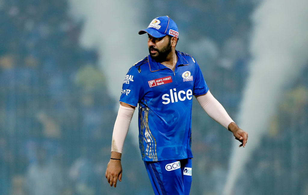 IPL 2025: Hitman Rohit Sharma assures fans to bring Mumbai Indians' 'legacy back' after retention (WATCH) snt