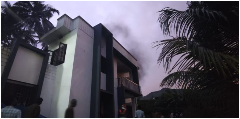 Kerala Thunderstorm latest news Lightning caused panic in idukki after stabilizer caught fire in a house