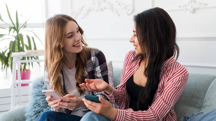 5 Essential Talks for Teenage Daughters: Health, Safety, and Self-Esteem gow