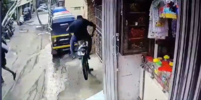 Cycle Stunt Goes Wrong Speeding Mumbai Teen Hits Wall Dies video