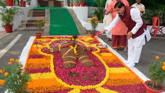 Mohan-Yadav-performed-Govardhan-puja-at-his-residence