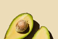 get-youthful-skin-with-avocado-in-30-days