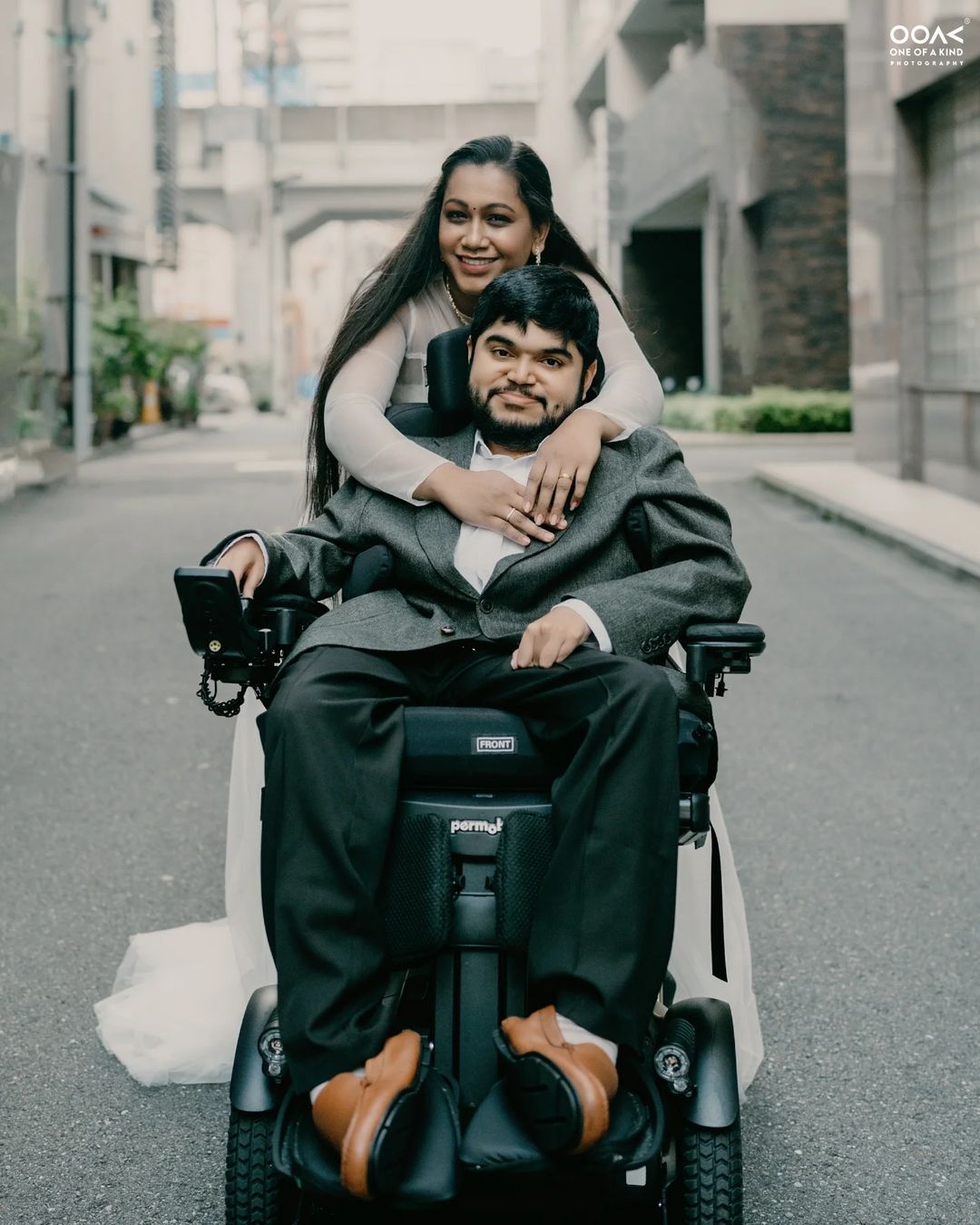 நெப்போலியன் மகன் தனுஷ் - அக்ஷயா ஜோடியின் ப்ரீ வெட்டிங் போட்டோ ஷூட்!