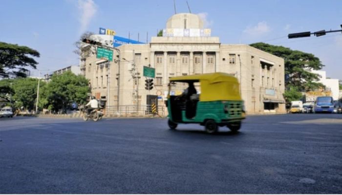 Bengaluru BBMP restricts JC Road traffic for white topping alternative routes advised vkp