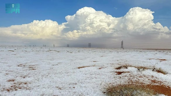 ASTONISHING! Saudi Arabian desert sees snowfall for the first time in history; WATCH mesmerizing pics, videos shk