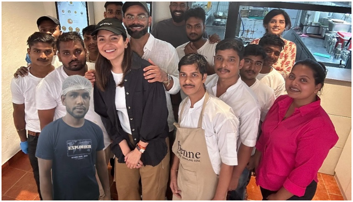 Virat Kohli, Anushka Sharma's adorable picture from dosa cafe goes VIRAL [PHOTOS] ATG