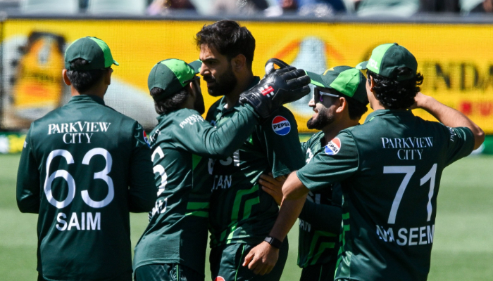 cricket Pakistan thrashes Australia by Nine Wickets in Second ODI scr