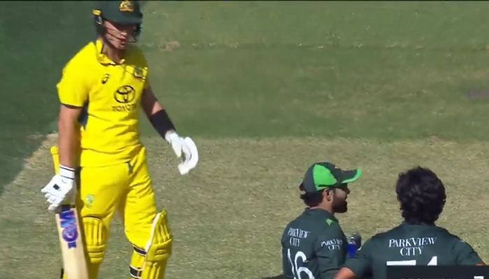 Mohammad Rizwan takes DRS after asking Adam Zampa, Watch What happened next