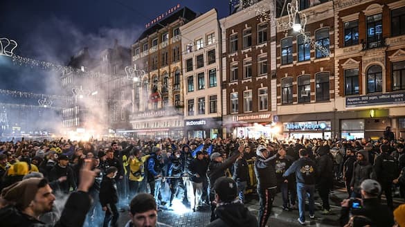 Amsterdam violence: 62 arrested after attacks on Israeli football fans, Dutch PM assures prosecution (WATCH) snt