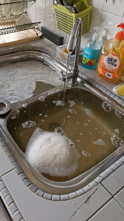 Clogged Kitchen Sink? Clean it this way