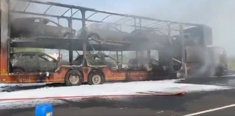 container lorry catches fire eight cars destroyed on Hyderabad Mumbai highway 