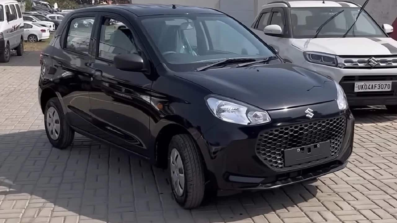 Maruti Suzuki alto tour h1 car provides 34kmpl mileage with affordable price ckm