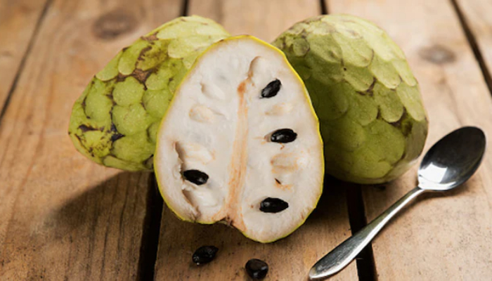 benefits of eating Custard Apple