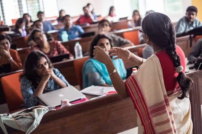 Tamil Nadu government notification to complete job transfer consultation for higher education teachers by November 25