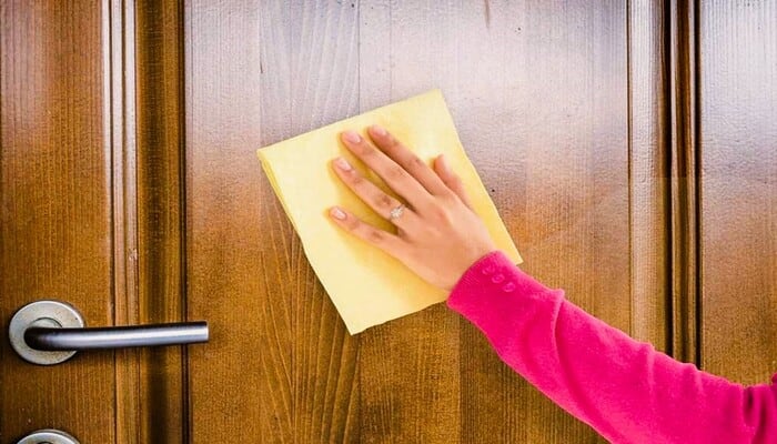 Easy Wooden Door Cleaning Tips for a Sparkling Home mrq