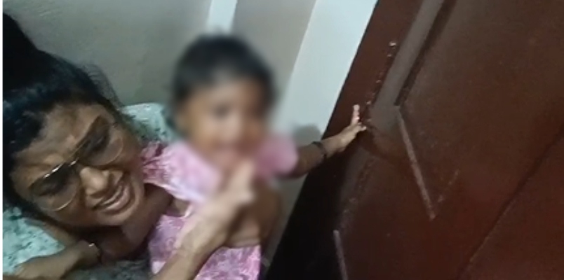 one year and three month-old baby s finger got stuck in the door Fire force as saviors 