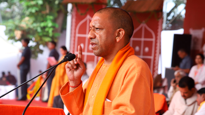 UP CM Yogi Adityanath Slams Samajwadi Party tvk