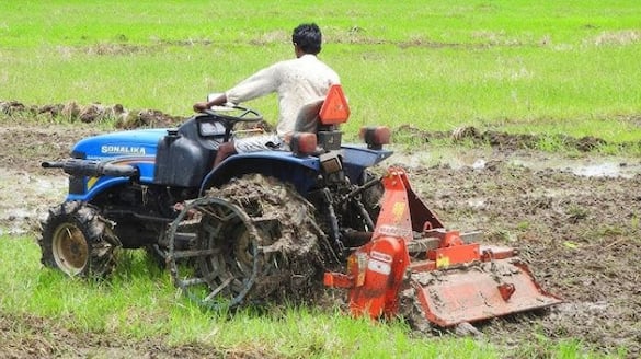 Karnataka offers 90% subsidy on mini tractors for farmers; Here's how to apply vkp