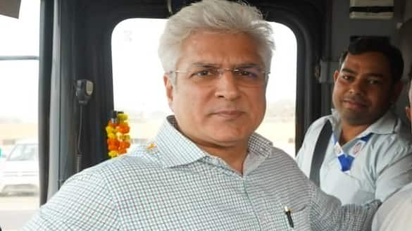 Kailash Gahlot joins BJP a day after quitting AAP anr