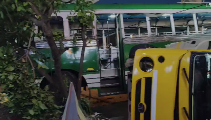 bus accident in ernakulam pathadipalam 