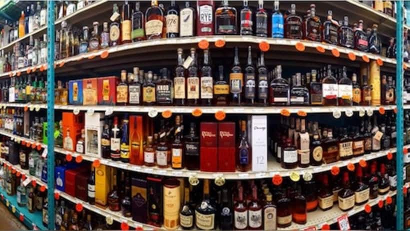 Bengaluru gears up for New Year: Buy 3 liquor bottles, get 1 free; Police warn of counterfeit alcohol