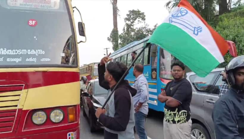UDF, LDF hartal in Wayanad over neglect of Chooralmala, Mundakkai landslide victims