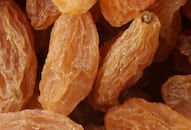 How-to-eat-raisins-to-reduce-anemia