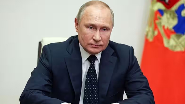 Putin confirms Russia fired experimental ballistic missile Oreshnik on Ukraine, warns the West (WATCH) snt